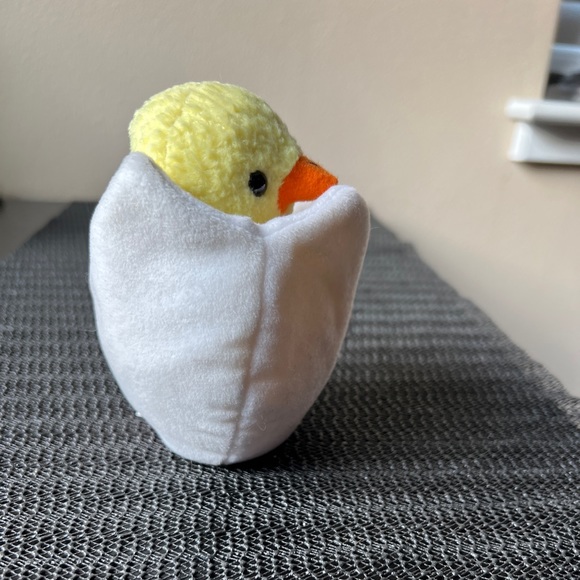 Vintage Ty Original Beanie Baby 1998 “Eggbert" Cracked Shell Yellow Chick 6” Tag - Picture 7 of 12
